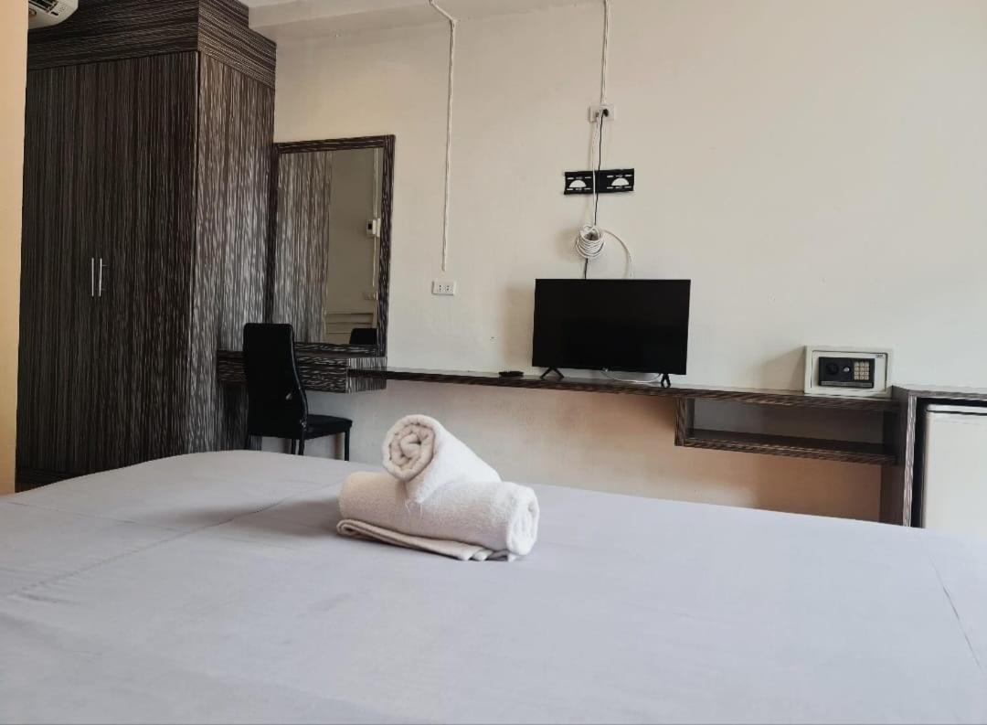 Cozy Residence Nanai Patong Kültér fotó