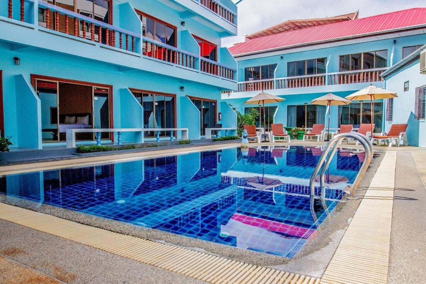 Cozy Residence Nanai Patong Kültér fotó